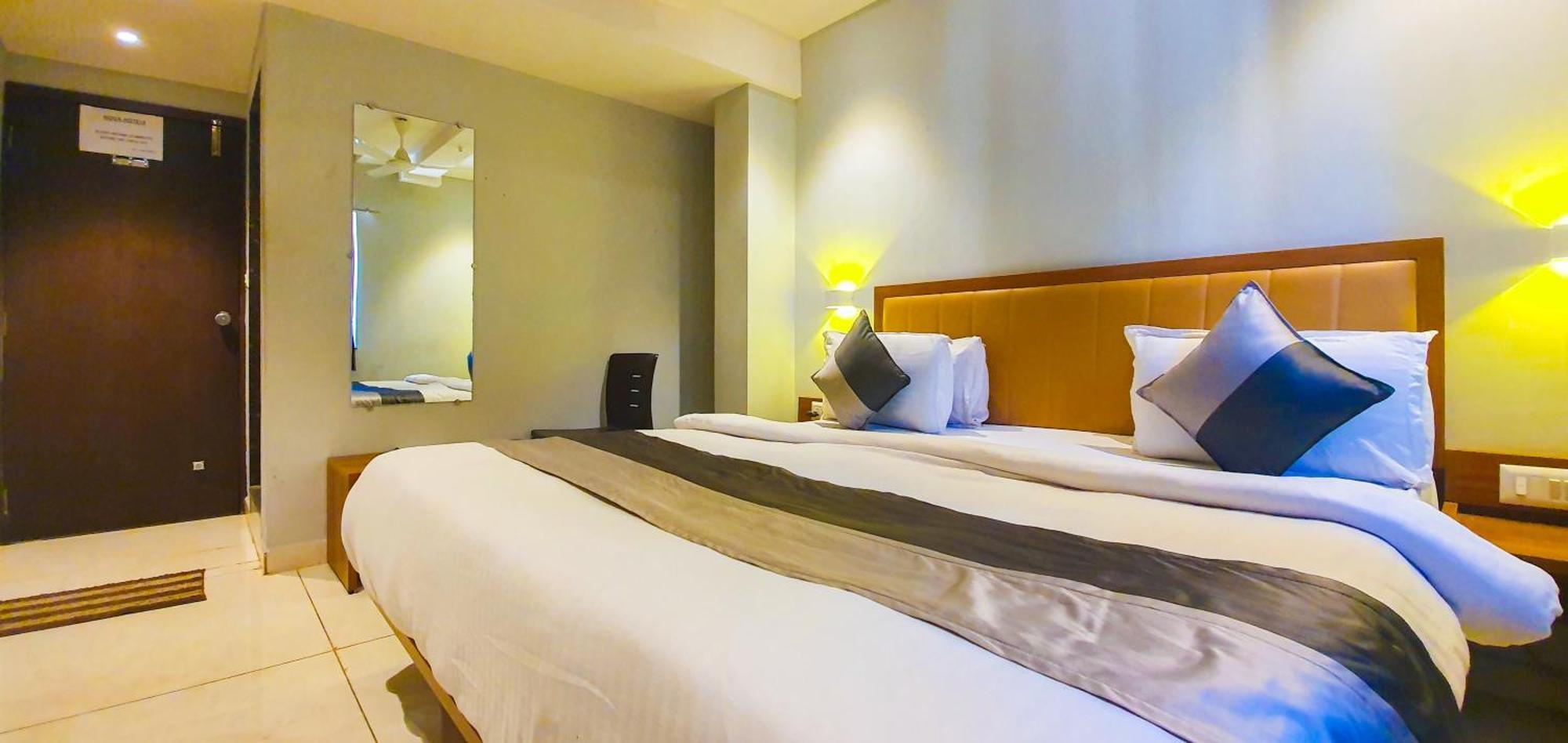 Hotel Nova Star راجكوت المظهر الخارجي الصورة