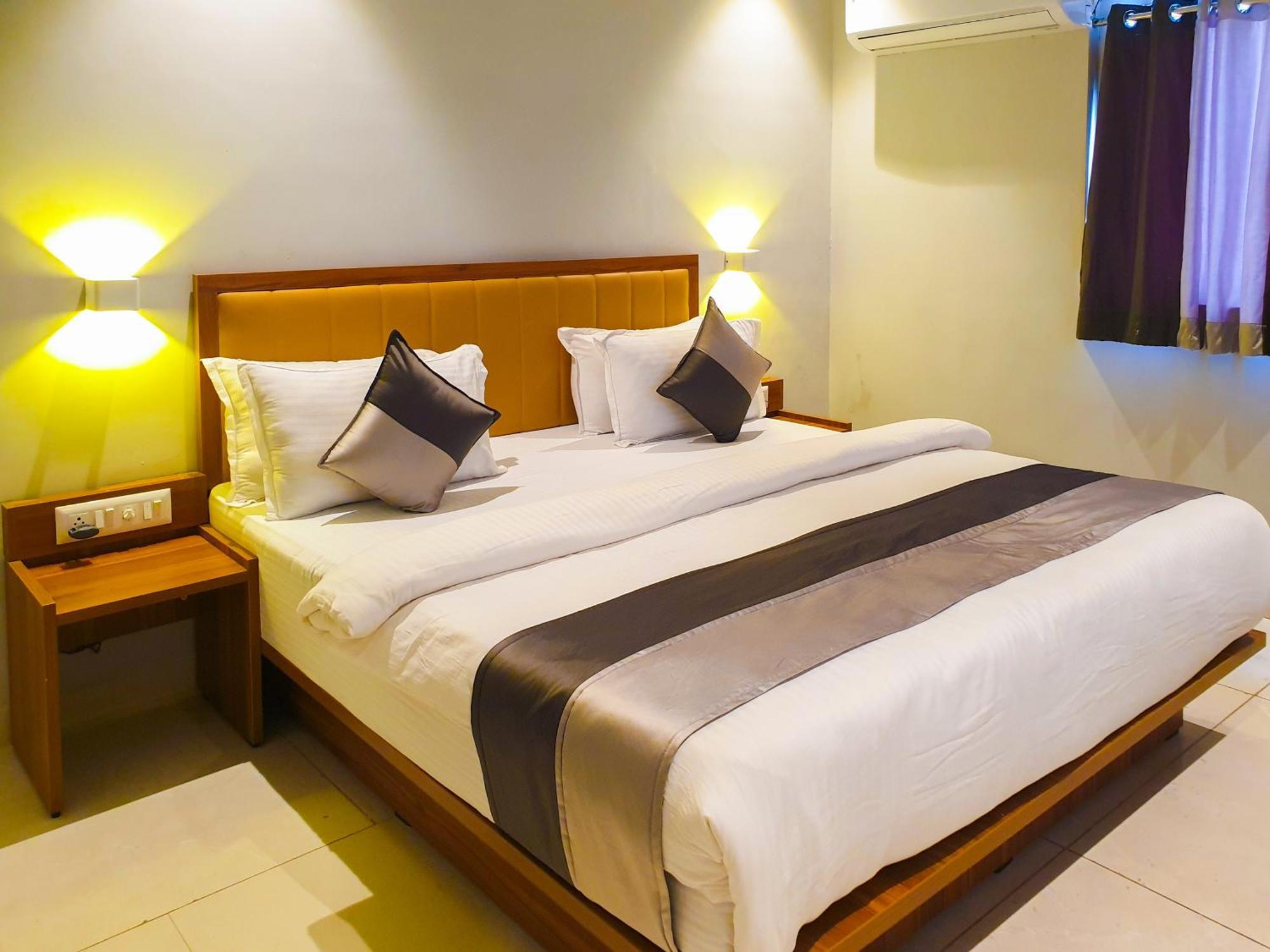 Hotel Nova Star راجكوت المظهر الخارجي الصورة